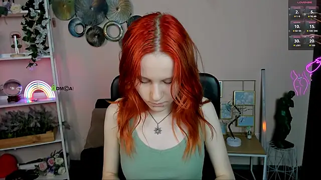 cassandra nik online show from May 8, 5:55 am
