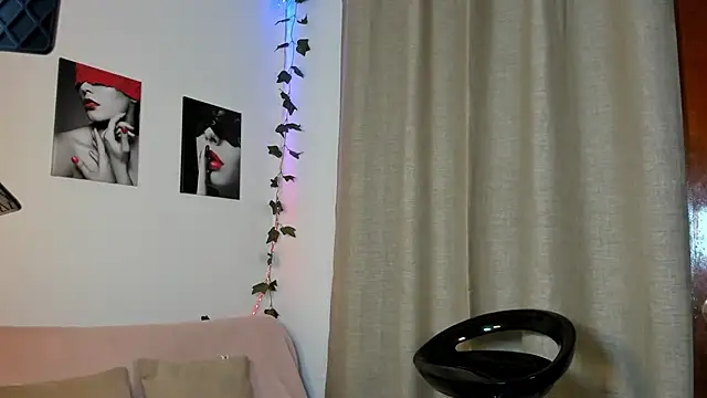 Rebeca Marchetti online show from July 14, 8:48 pm