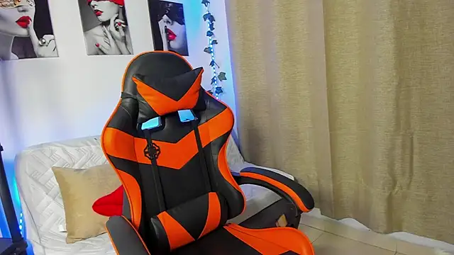 Rebeca Marchetti online show from March 2, 8:27 pm