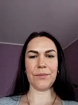 AmyLove471 online show from April 13, 1:04 pm