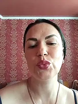 Snapshot of AmyLove471 chatting on July 13, 9:30 am AmyLove471 online show from July 13, 9:30 am
