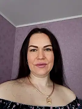 AmyLove471 online show from May 2, 11:15 am