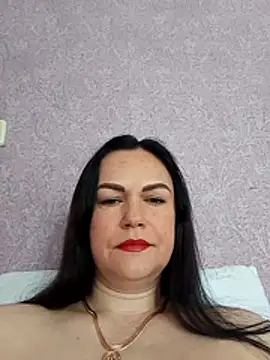 Snapshot of AmyLove471 chatting on June 8, 9:32 am AmyLove471 online show from June 8, 9:32 am