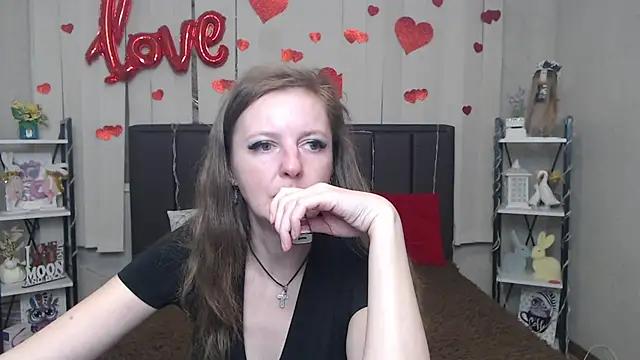 MeganPirs online show from April 22, 5:42 pm
