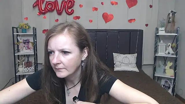 MeganPirs online show from May 13, 5:31 pm