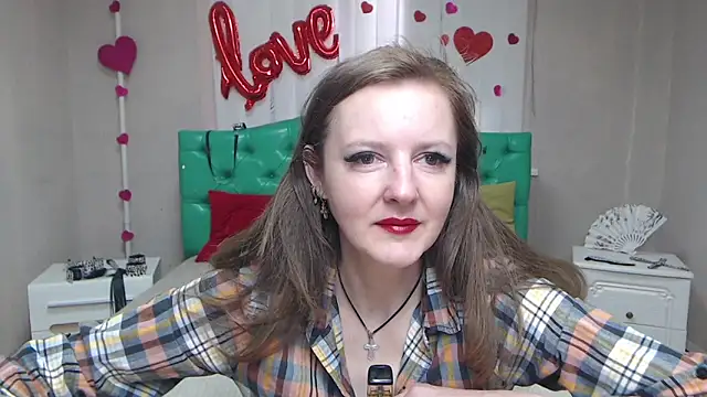 MeganPirs online show from April 19, 5:08 am