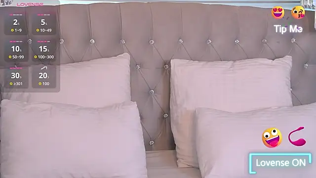 JassyCollins online show from July 16, 3:20 pm