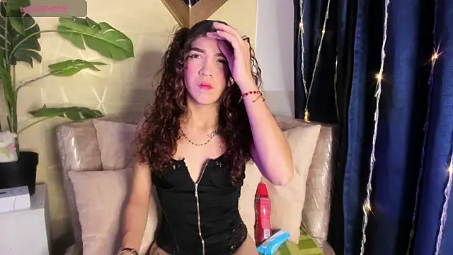 evelyn  rose1 online show from May 1, 2:16 am