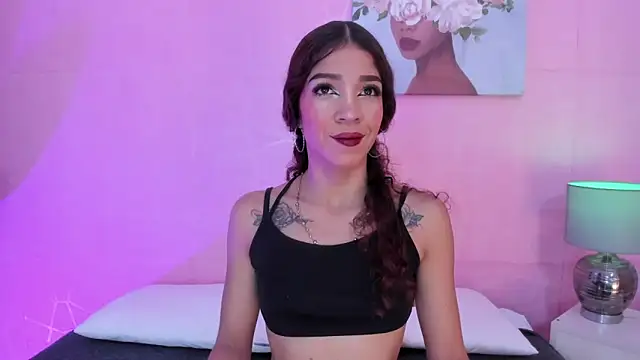 evelyn  rose1 online show from March 19, 6:30 pm