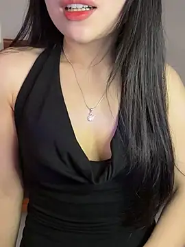 Snapshot of Tinn_tin chatting on April 20, 7:00 am Tinn tin online show from April 20, 7:00 am