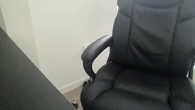 Snapshot of elbabymask chatting on February 26, 2:50 pm elbabymask online show from February 26, 2:50 pm