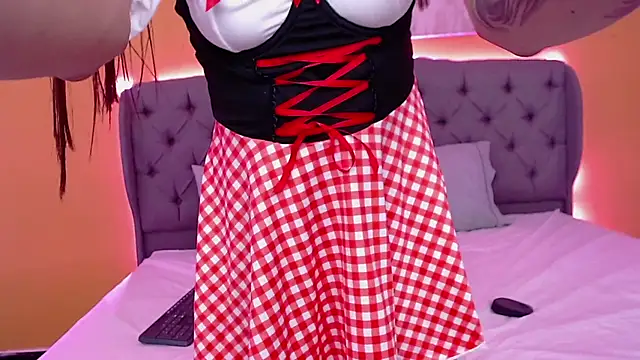 alexaneuer online show from March 4, 1:52 pm