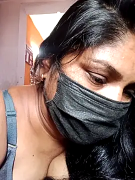 sexyladdupilla online show from April 20, 7:55 am