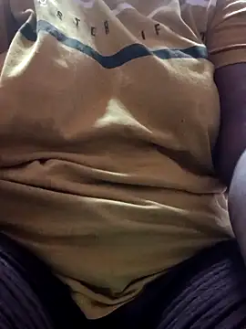 sexyladdupilla online show from April 1, 12:24 am