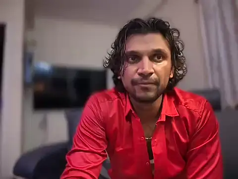 Snapshot of Mike_lumeire chatting on March 8, 7:39 pm Mike lumeire online show from March 8, 7:39 pm