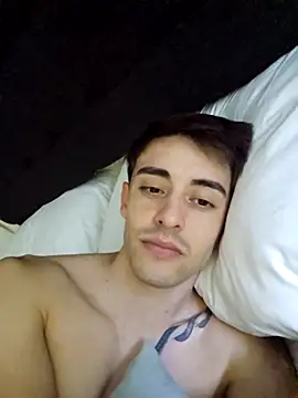 Snapshot of gastontwink chatting on February 28, 6:35 am gastontwink online show from February 28, 6:35 am