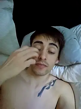 Snapshot of gastontwink chatting on February 26, 7:03 pm gastontwink online show from February 26, 7:03 pm