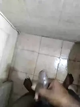 Snapshot of sathish2895 chatting on March 14, 1:17 pm sathish2895 online show from March 14, 1:17 pm