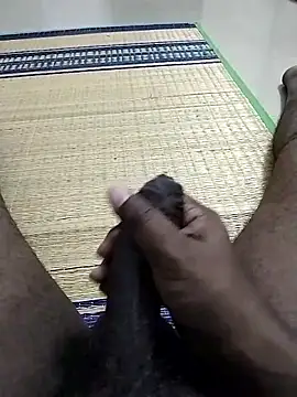 Snapshot of sathish2895 chatting on March 12, 6:23 pm sathish2895 online show from March 12, 6:23 pm