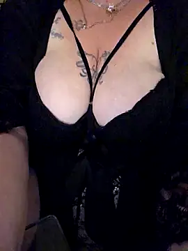 ludderlotta online show from April 27, 10:19 pm