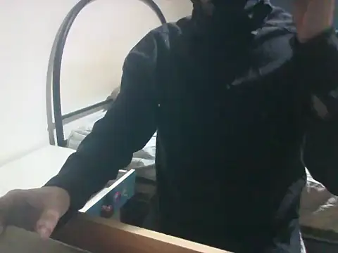 baddboy19 online show from June 12, 4:10 am