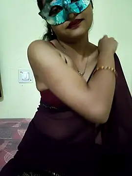 Snapshot of Sweet_Cpl_ chatting on July 10, 10:04 am Sweet Cpl online show from July 10, 10:04 am