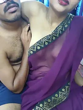 Sweet Cpl  online show from May 20, 3:25 am
