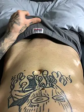 Snapshot of IamAlexei chatting on February 25, 9:58 pm IamAlexei online show from February 25, 9:58 pm