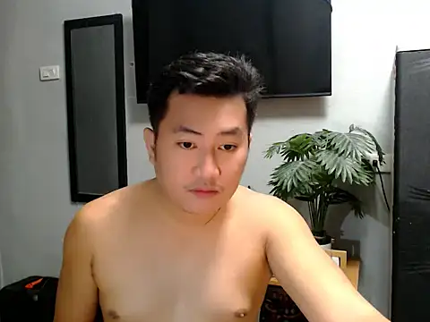 Snapshot of Bigdaddybear888 chatting on July 15, 6:15 pm Bigdaddybear888 online show from July 15, 6:15 pm