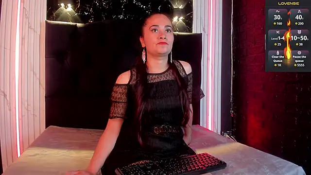  Macadamiia  online show from March 5, 3:36 am