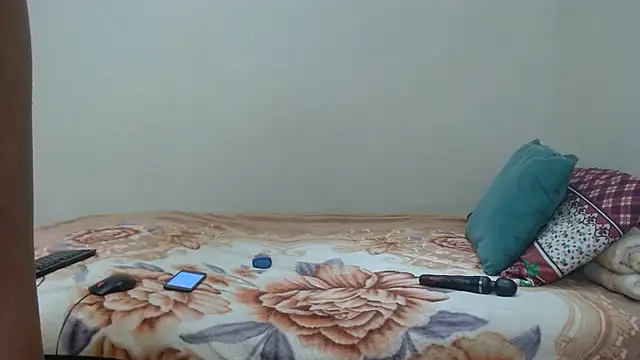 Freakycandy02 online show from March 19, 9:26 pm