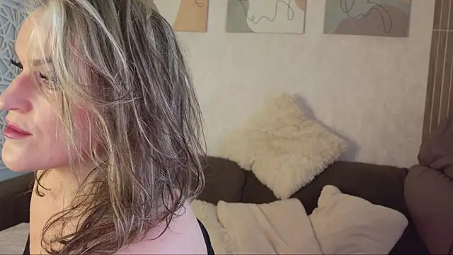 AnyutaSweety online show from April 22, 3:52 pm