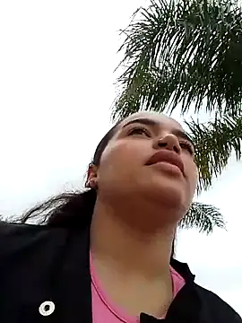 Snapshot of amomentofpassion_1 chatting on March 4, 11:40 am amomentofpassion 1 online show from March 4, 11:40 am