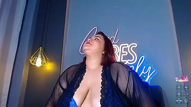 Snapshot of MIA_lyssy chatting on February 28, 12:43 am MIA lyssy online show from February 28, 12:43 am