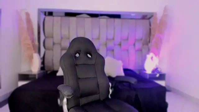 AgathaUwuDoll online show from March 28, 8:32 pm