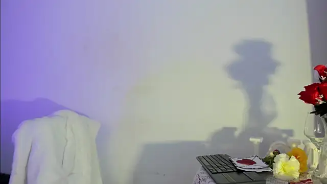 Angela Garciaa online show from March 6, 8:26 pm