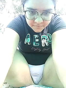 single kitten online show from March 4, 12:13 pm