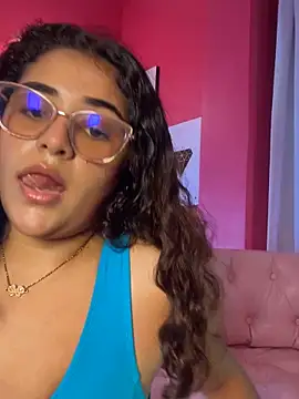 Snapshot of JennyLovett chatting on February 27, 8:08 pm JennyLovett online show from February 27, 8:08 pm