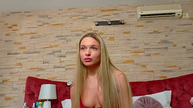 LannaSkyy online show from March 11, 7:41 pm