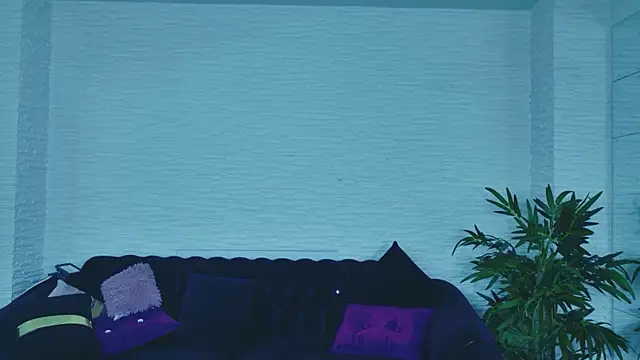 LannaSkyy online show from April 4, 6:03 pm