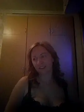 ChristinaYork online show from April 18, 6:43 pm