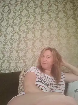 ChristinaYork online show from June 5, 5:01 am