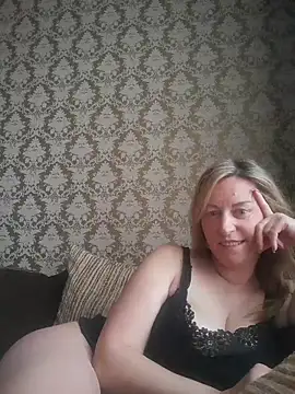 ChristinaYork online show from May 8, 5:55 am