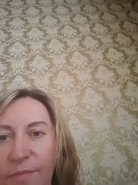 ChristinaYork online show from June 9, 12:39 pm