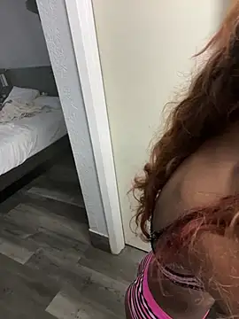 Loopsies online show from April 28, 5:39 pm