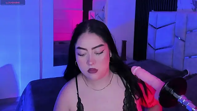 Emberrvelvet online show from March 10, 3:43 am