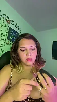 aurora bela online show from March 10, 5:00 am