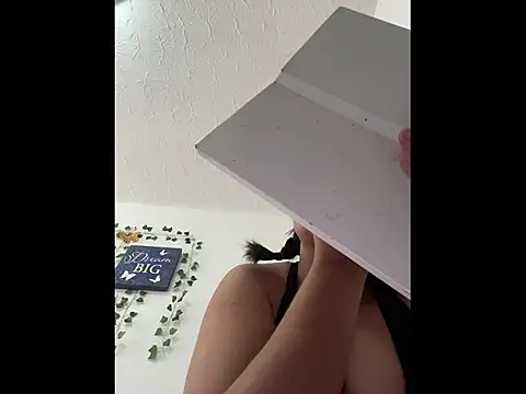 aurora bela online show from March 7, 10:04 pm