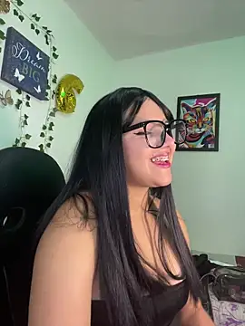 aurora bela online show from April 15, 5:24 am