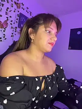 aurora bela online show from March 5, 11:43 pm